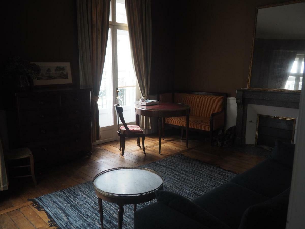 Le Quatre Bed & Breakfast Rennes Exterior photo