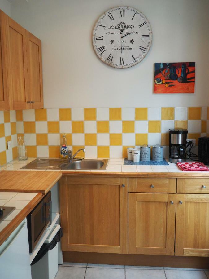 Le Quatre Bed & Breakfast Rennes Exterior photo