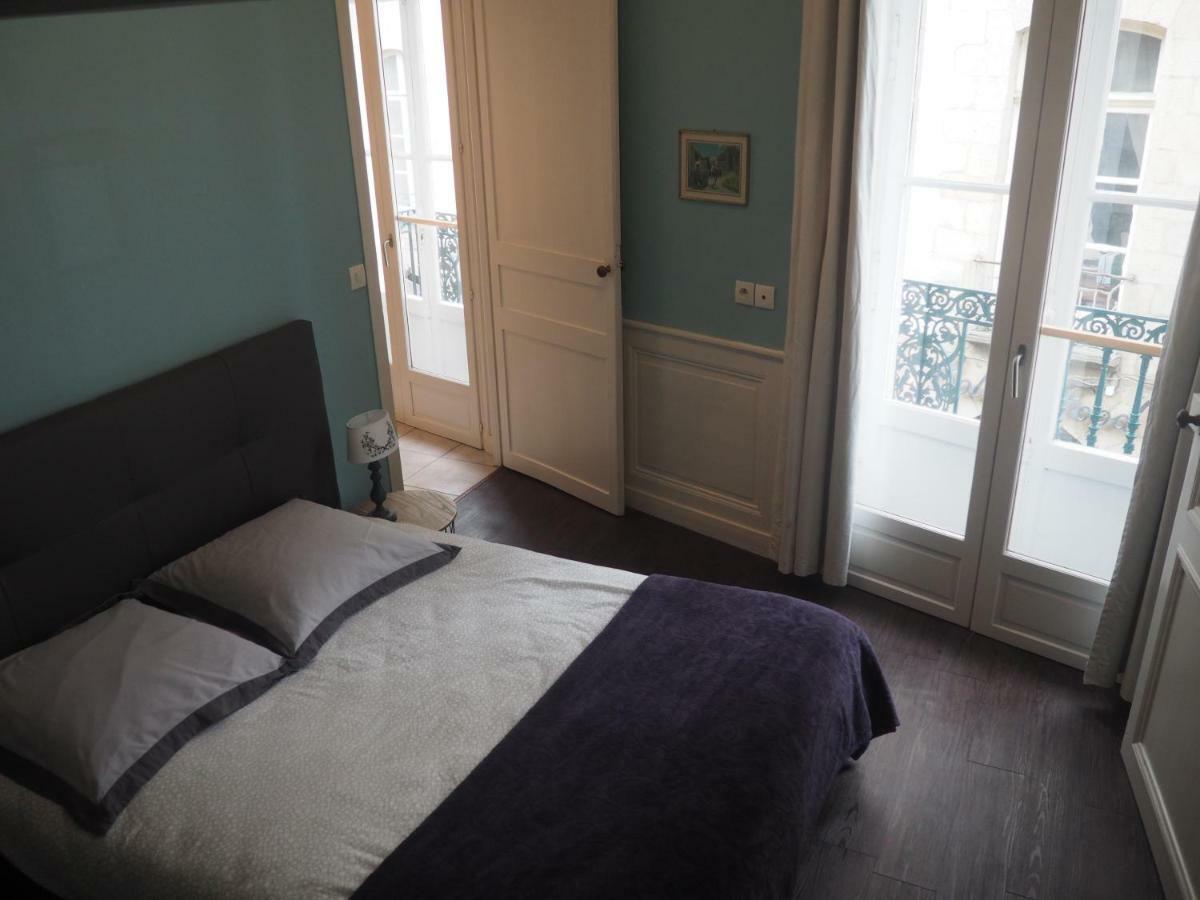 Le Quatre Bed & Breakfast Rennes Exterior photo