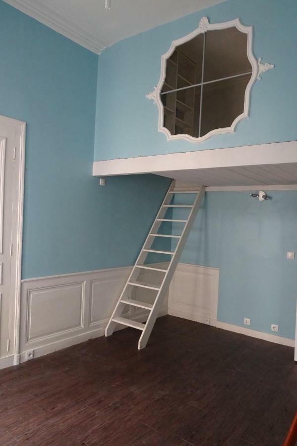Le Quatre Bed & Breakfast Rennes Exterior photo